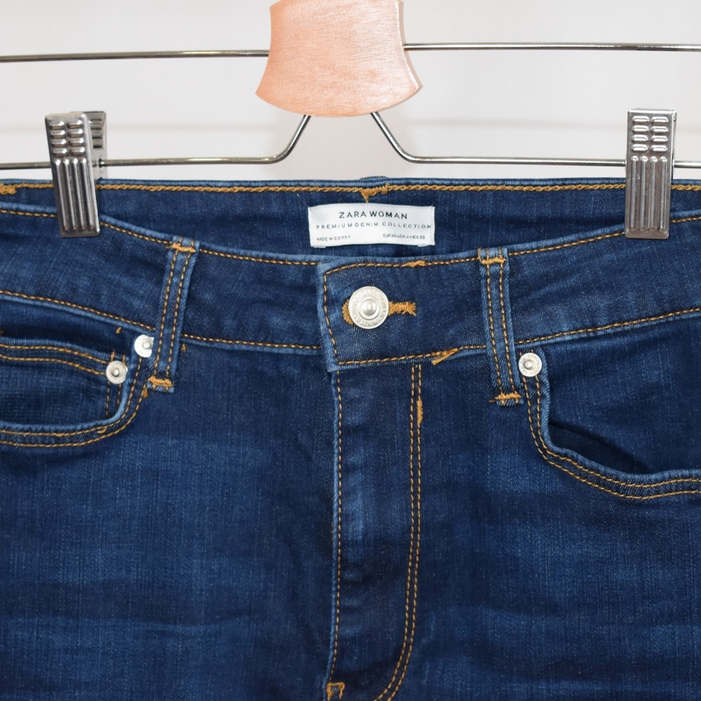 Dark wash skinny Jean